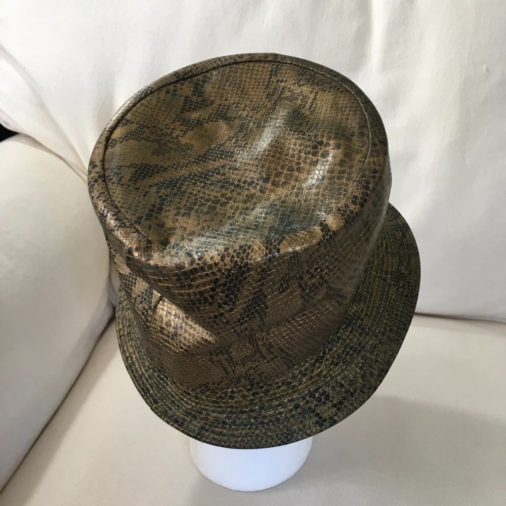 Python Print Fedora Hat - Picture 3 of 5